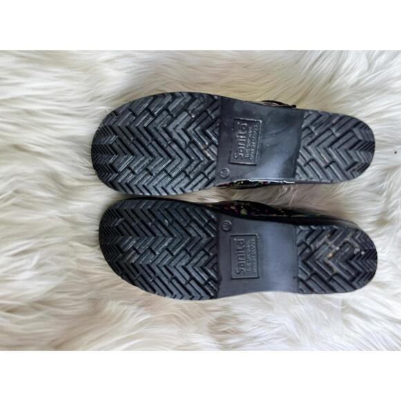 Sanita Women's Colorful Clogs - Fun and Functional Size 40 - Picture 3 of 6